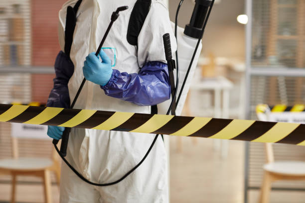 Professional Biohazard technician working in Larchwood, IA